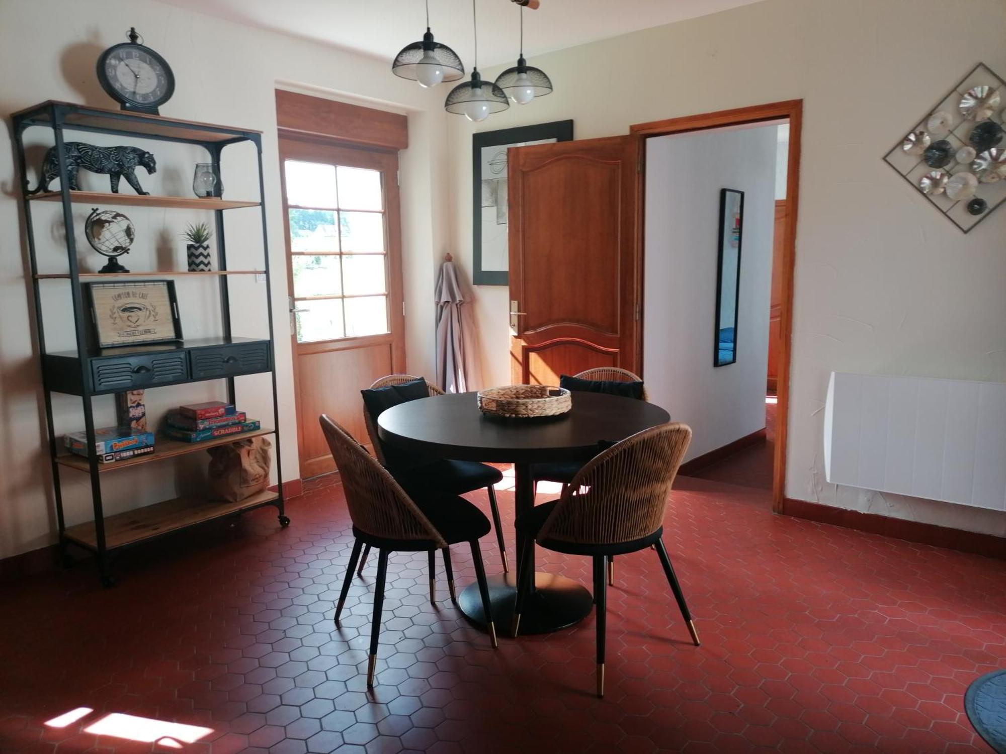 Auberge A La Ferme Surques Luaran gambar