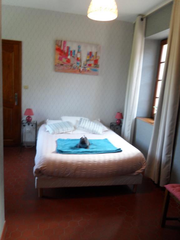 Auberge A La Ferme Surques Luaran gambar